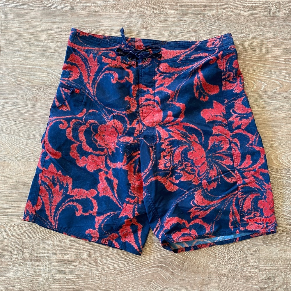Patagonia Mens Board Short - Size 32”